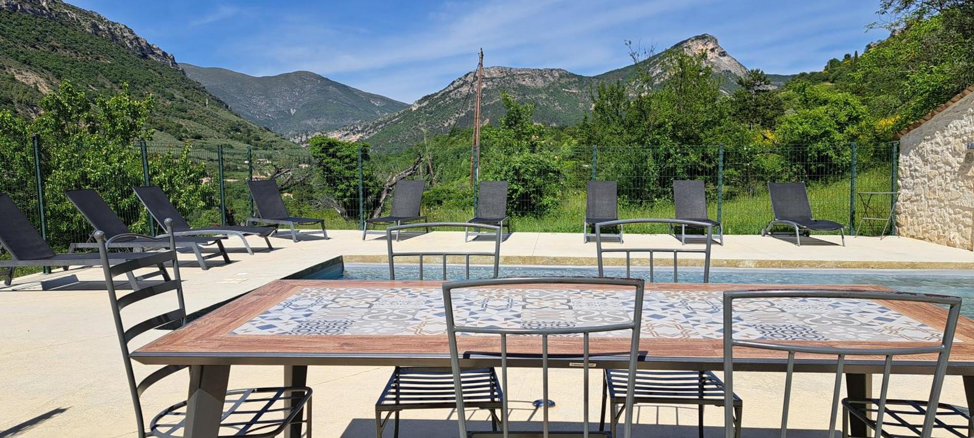 Le Mas Des Fontettes, Gite 14 Personnes, Piscine Chauffee, Propriete 5Ha, Barbecue Sahune Екстер'єр фото